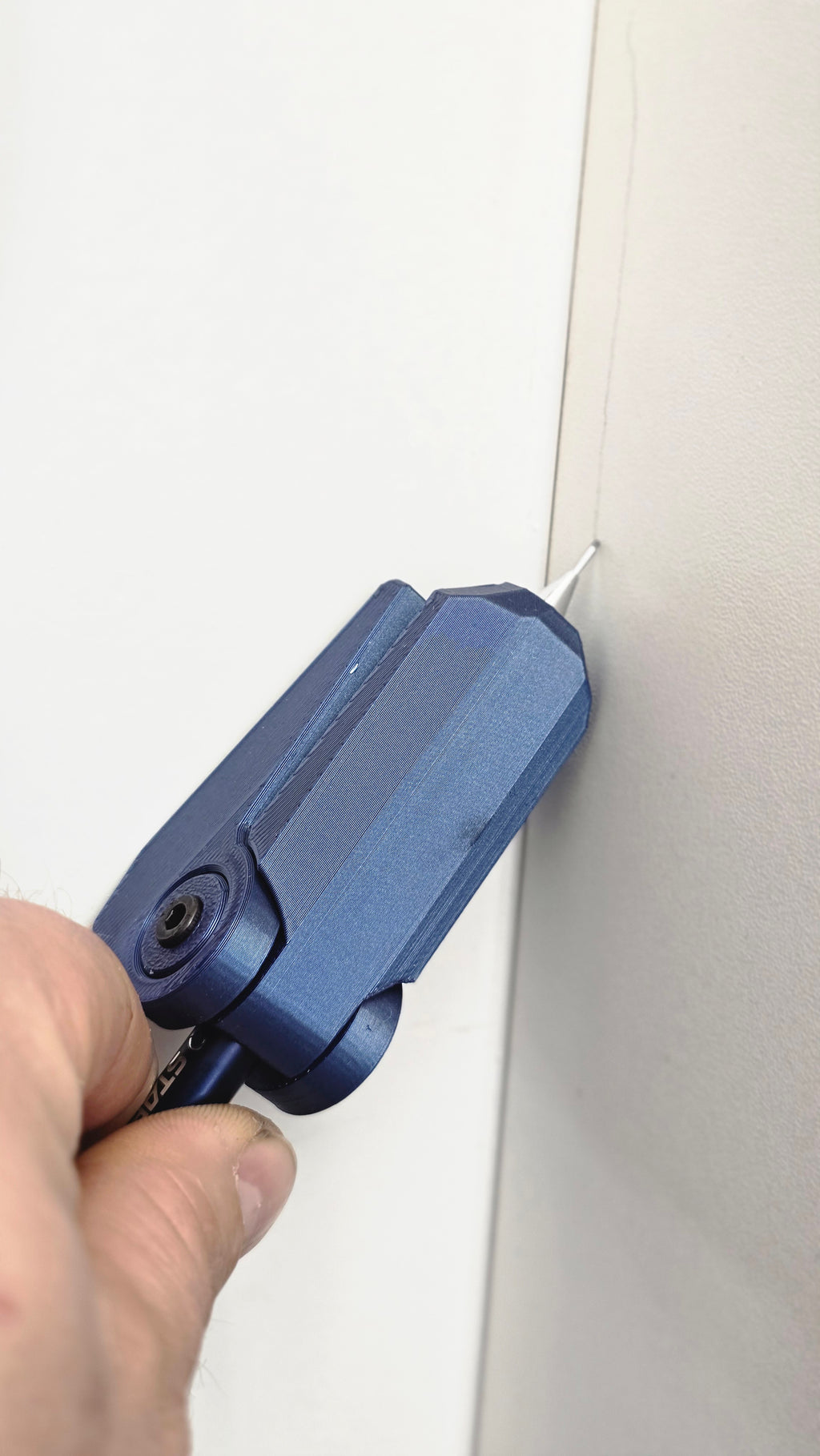 Cabinet makers scribe tool