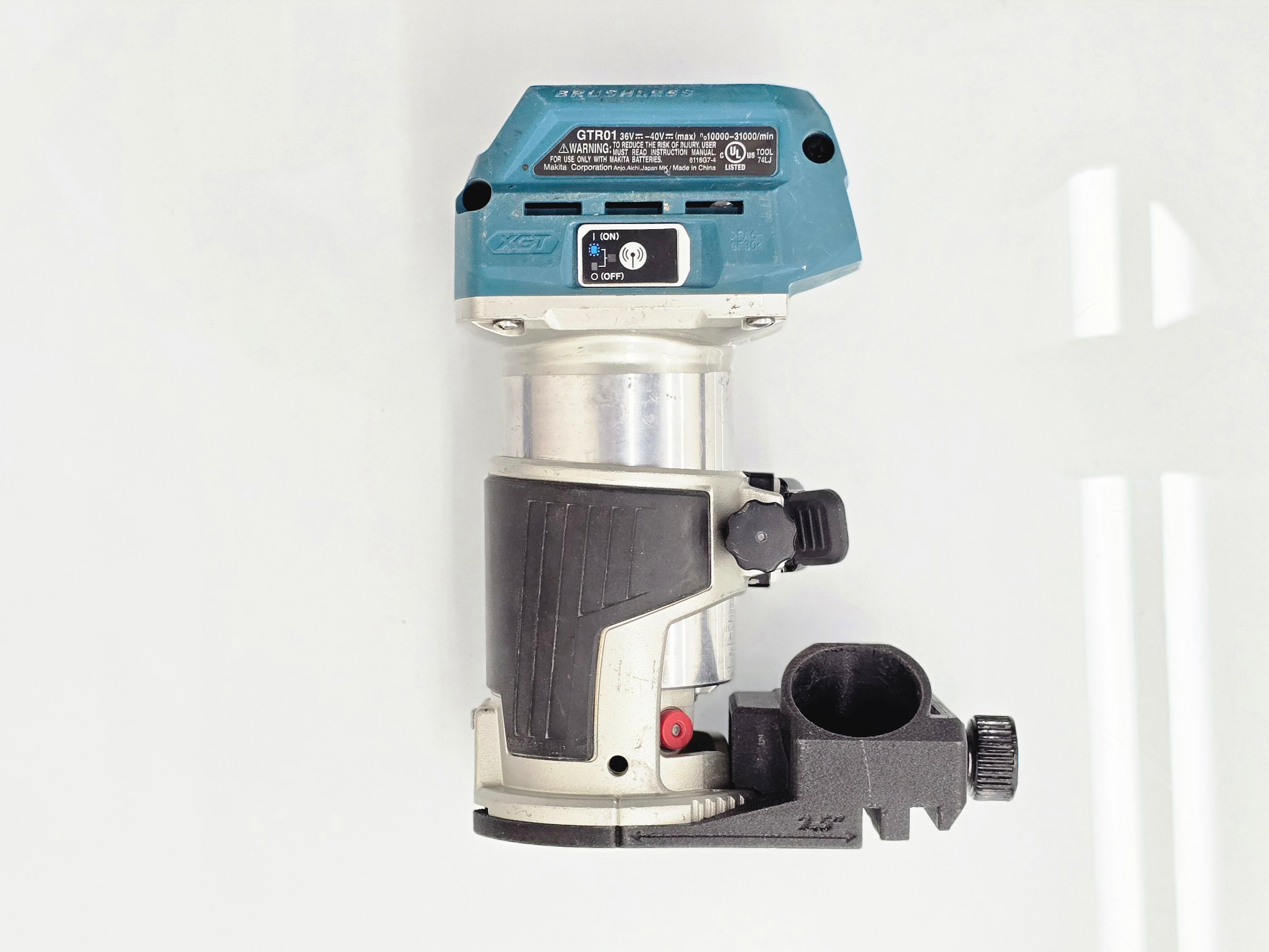 Makita router Vacuum base plate (track compatible)